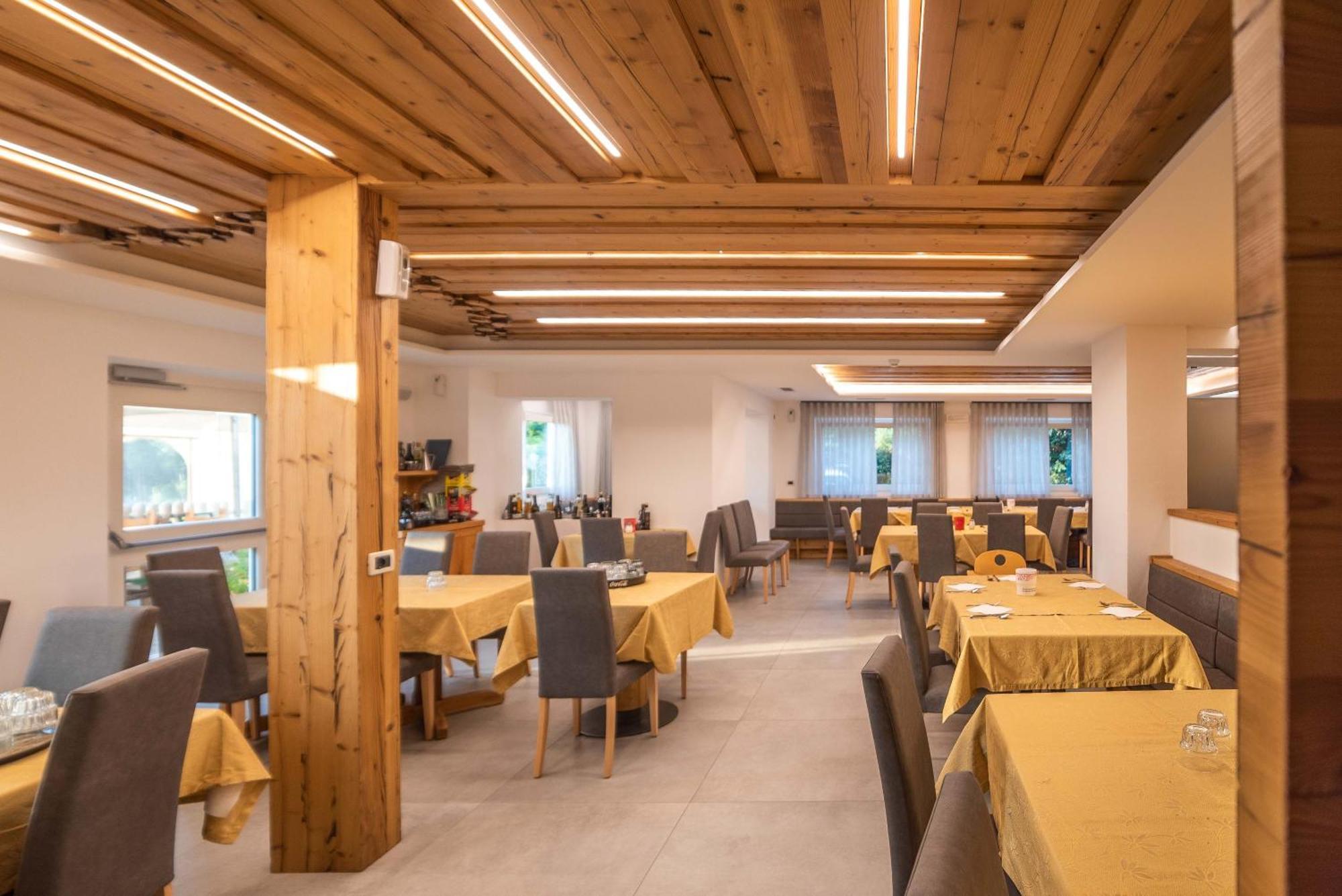 Hotel Niagara Ossana Εξωτερικό φωτογραφία