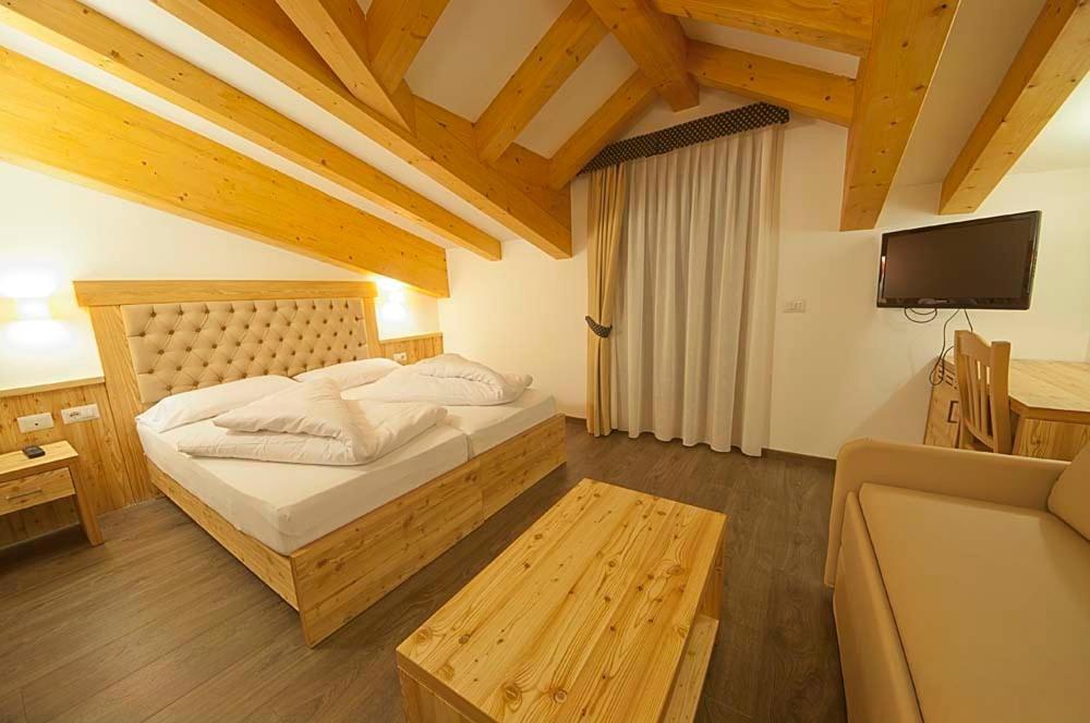 Hotel Niagara Ossana Δωμάτιο φωτογραφία